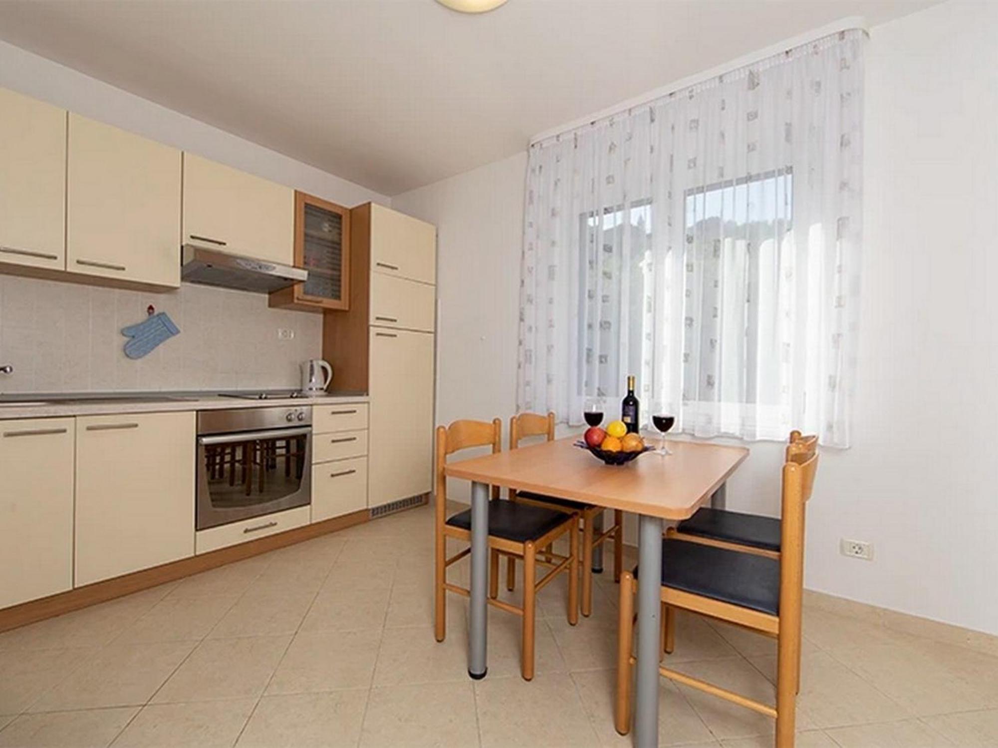 Apartments By The Sea Igrane, Makarska - 17292 Extérieur photo