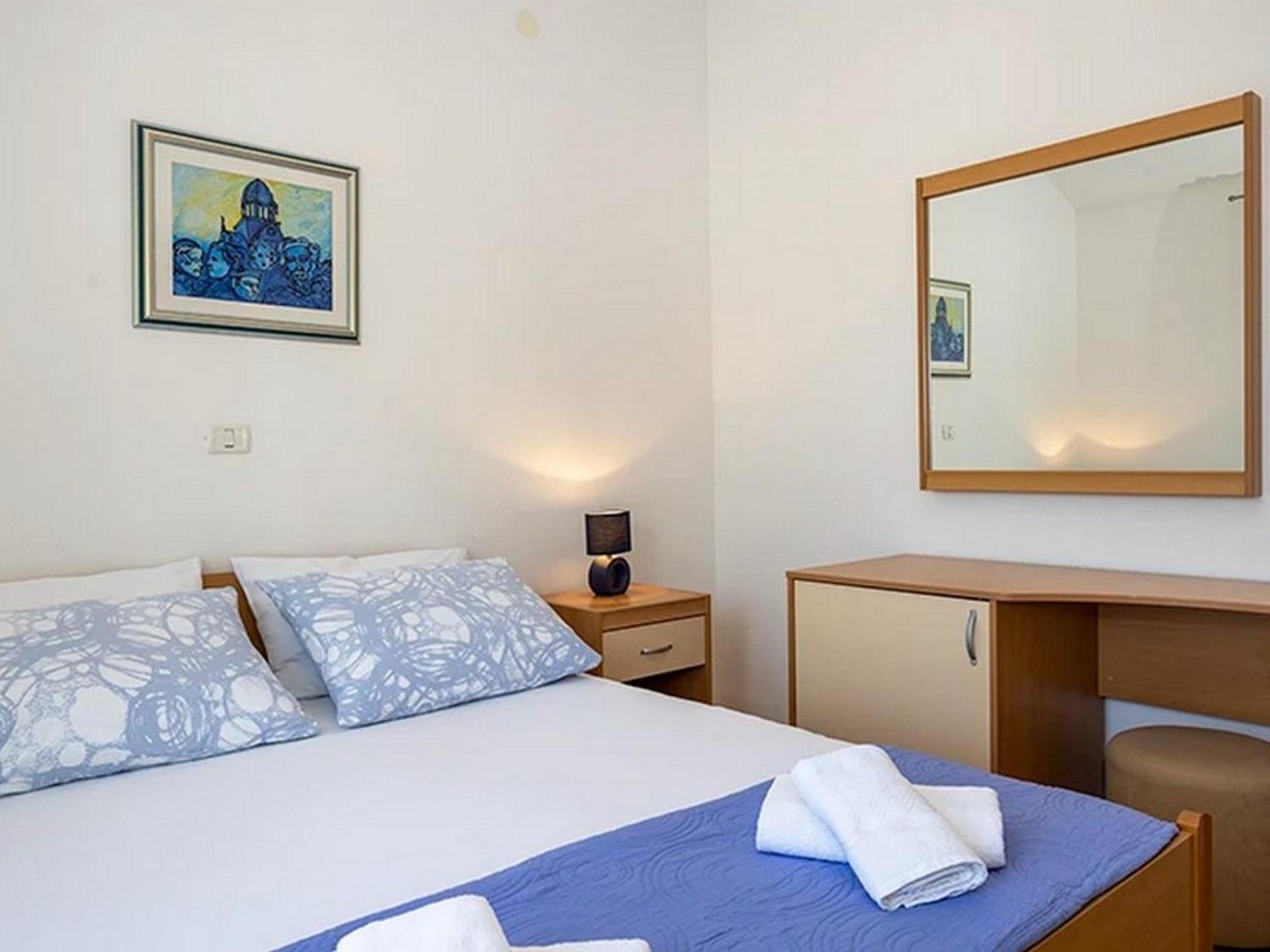 Apartments By The Sea Igrane, Makarska - 17292 Chambre photo