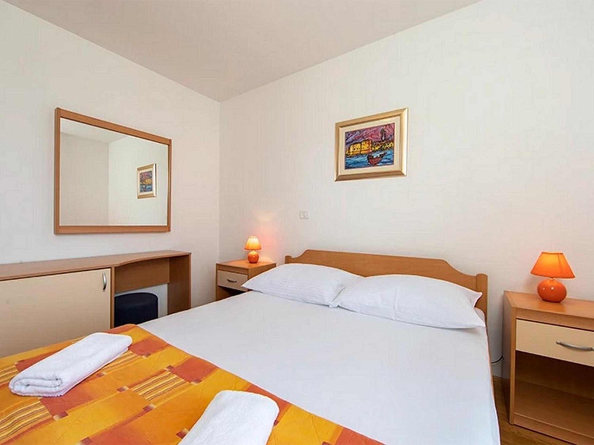 Apartments By The Sea Igrane, Makarska - 17292 Chambre photo