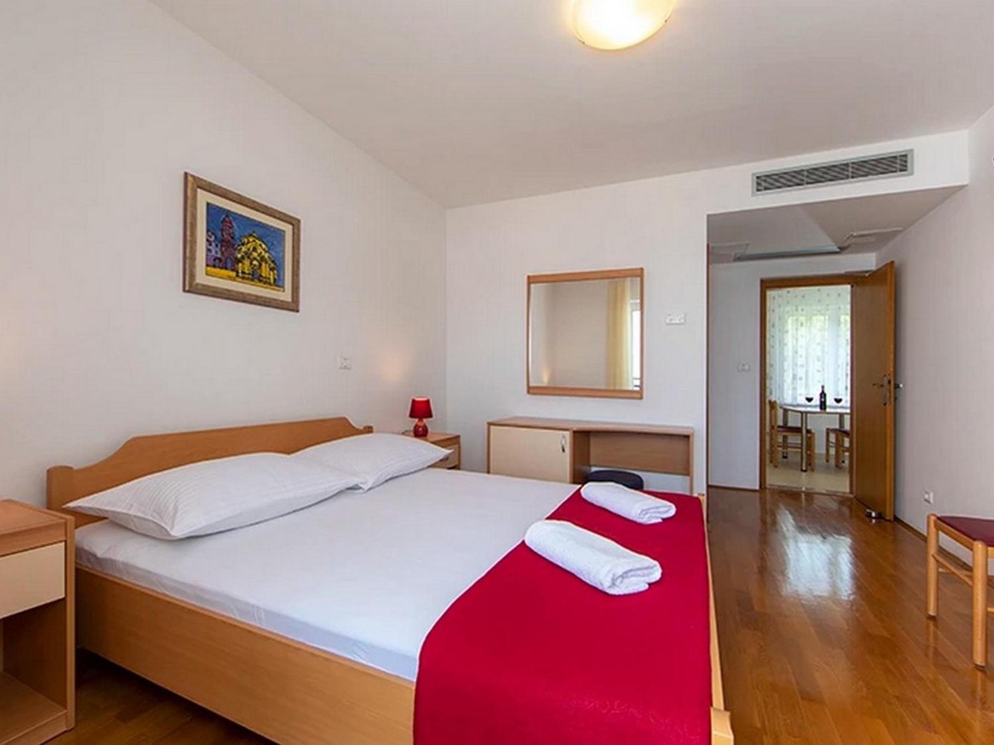Apartments By The Sea Igrane, Makarska - 17292 Chambre photo
